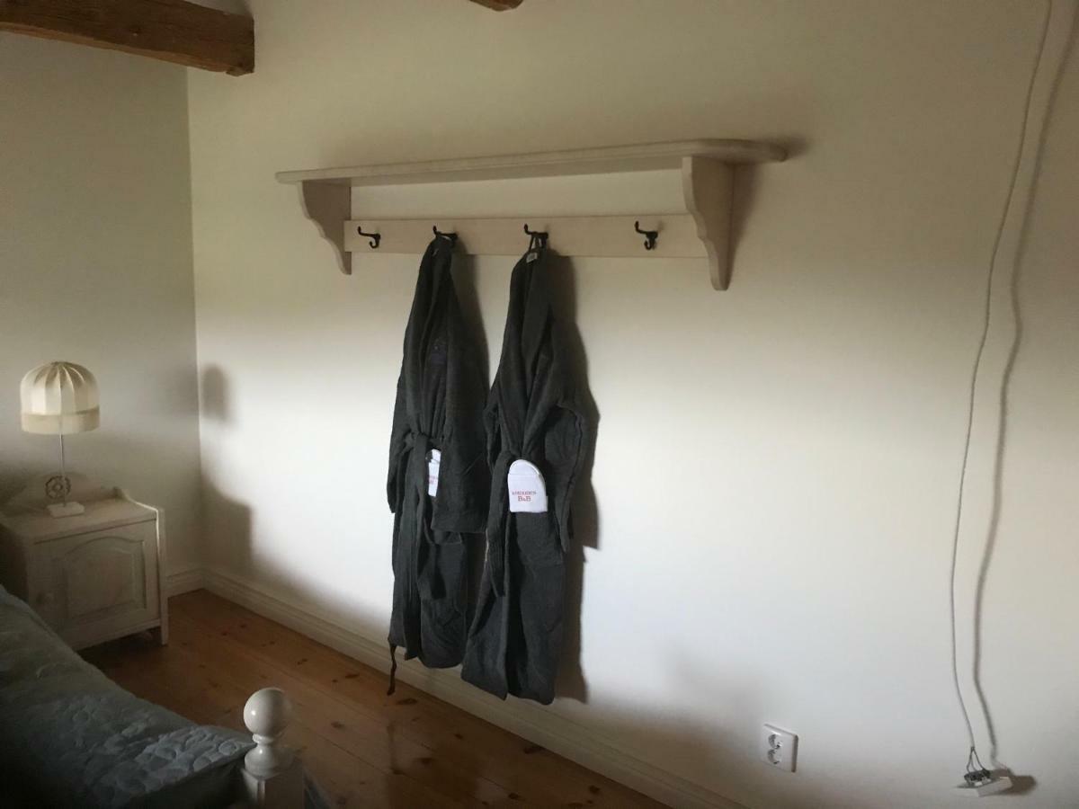 Ameriden Bed And Breakfast Godeby 外观 照片